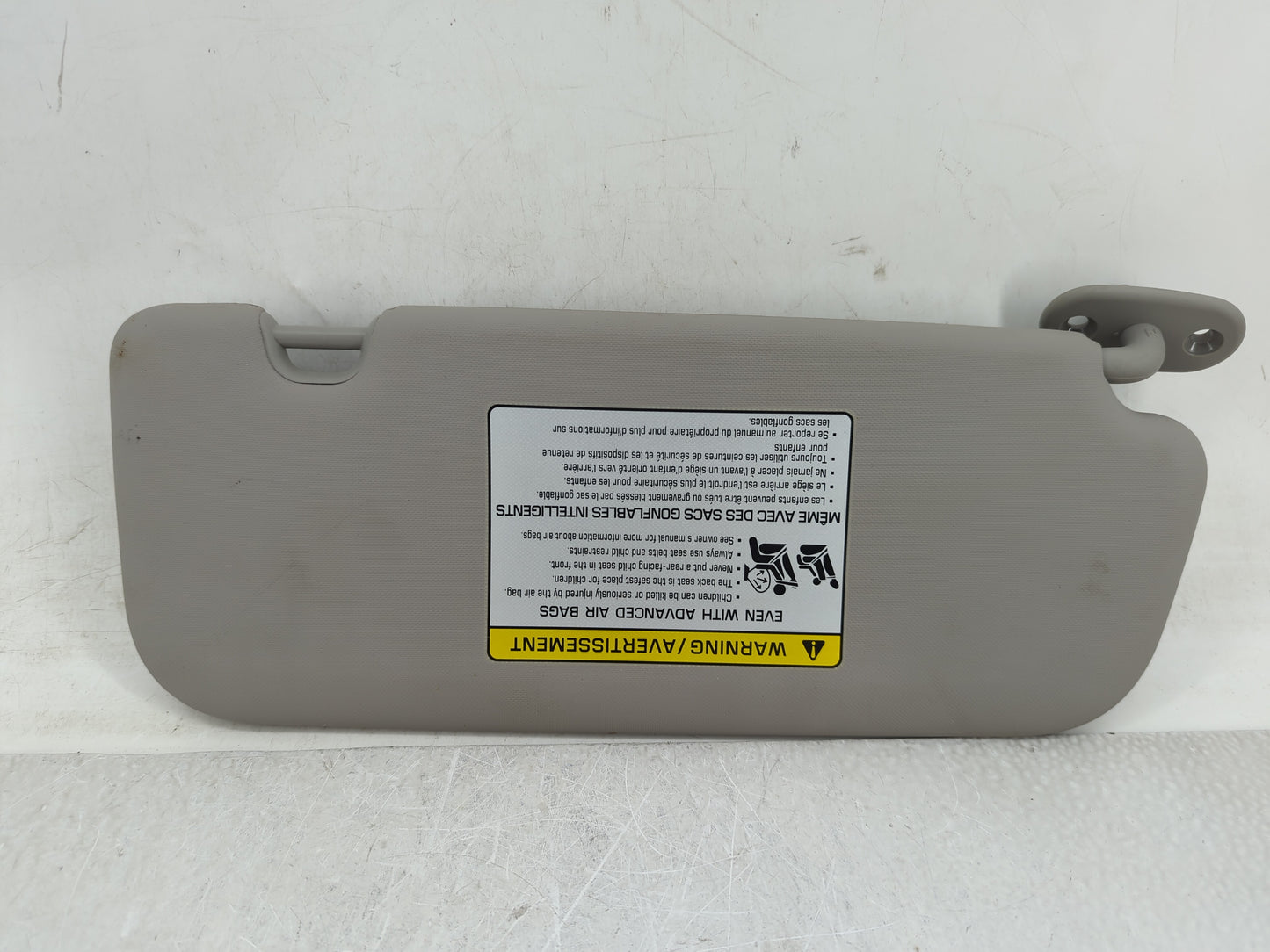 2017-2018 Kia Forte Sun Visor Shade Replacement Driver Left Mirror Fits Fits 2017 2018 OEM Used Auto Parts - Oemusedautopart