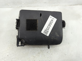compare product 2017-2018 Kia Forte Fusebox Fuse Box Panel Relay Module P/N:91950-3X510 Fits Fits 2017 2018 OEM Used Auto Parts