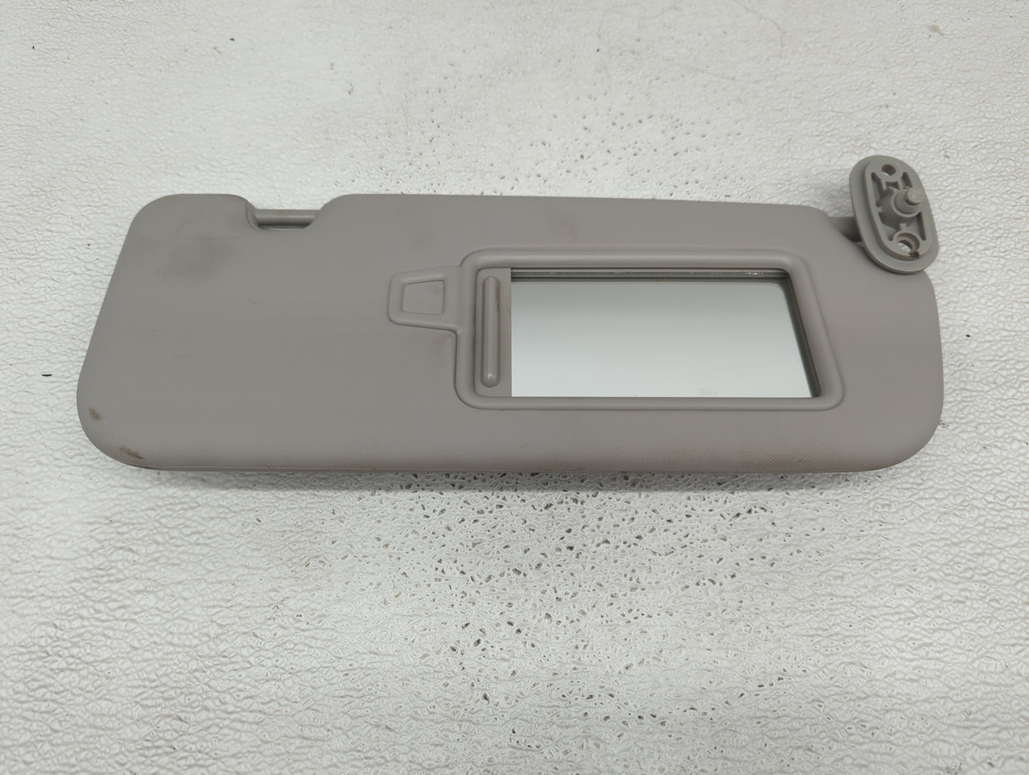 2017-2018 Kia Forte Sun Visor Shade Replacement Passenger Right Mirror Fits Fits 2017 2018 OEM Used Auto Parts - Oemusedauto