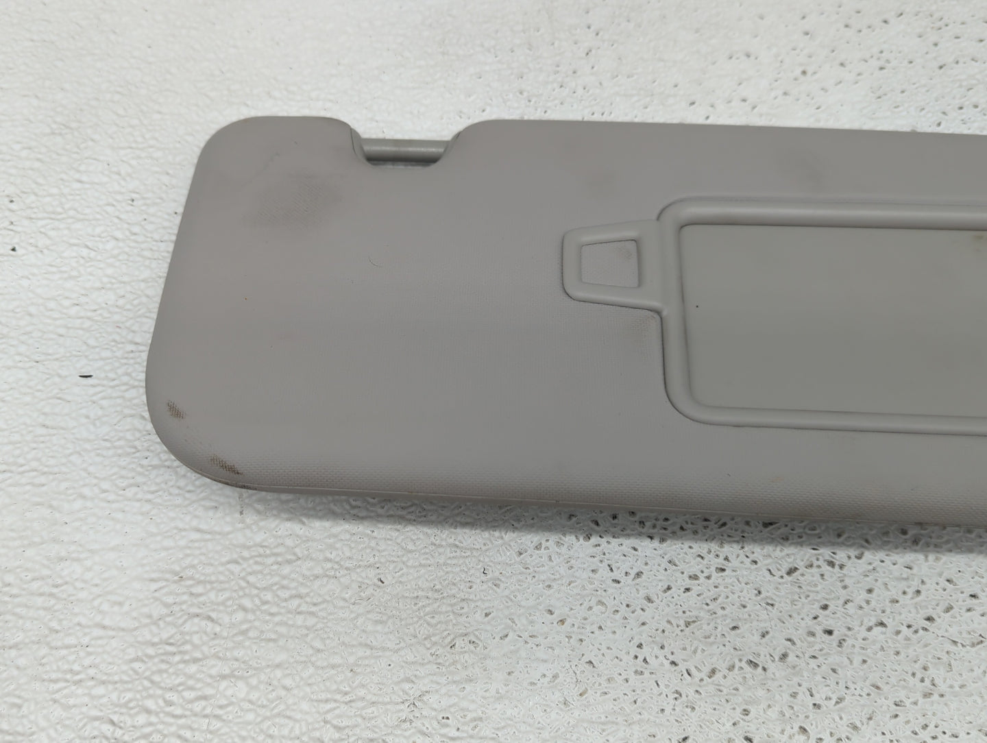 2017-2018 Kia Forte Sun Visor Shade Replacement Passenger Right Mirror Fits Fits 2017 2018 OEM Used Auto Parts - Oemusedauto