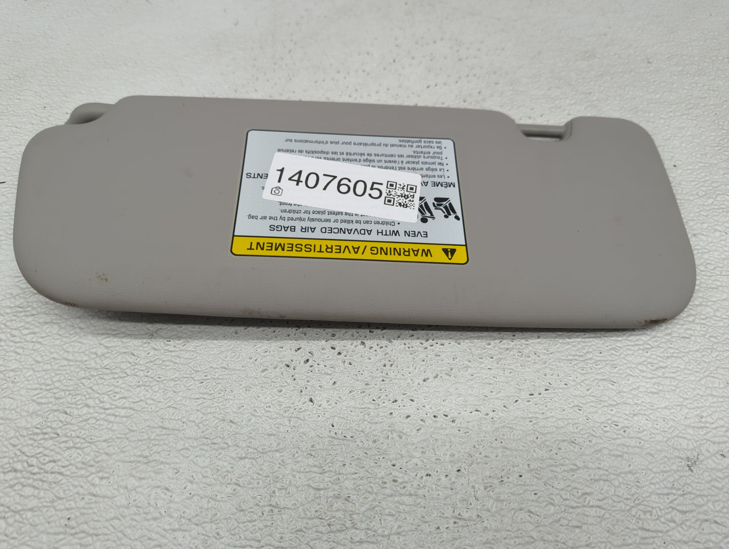 2017-2018 Kia Forte Sun Visor Shade Replacement Passenger Right Mirror Fits Fits 2017 2018 OEM Used Auto Parts - Oemusedauto