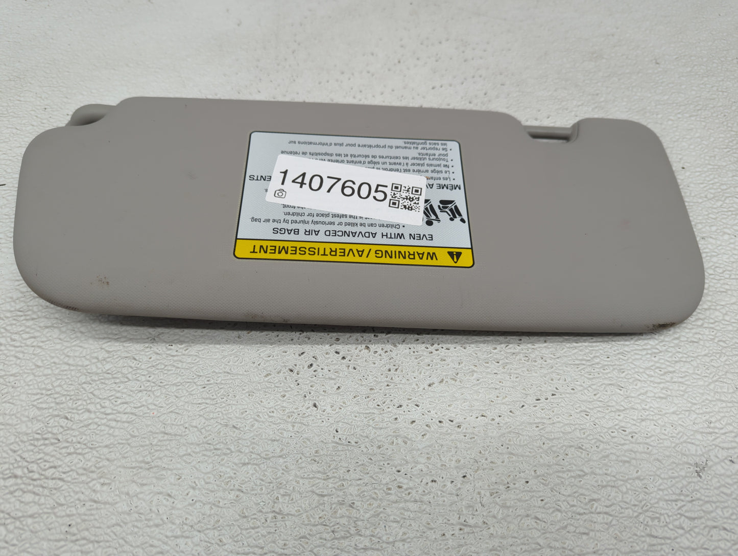 2017-2018 Kia Forte Sun Visor Shade Replacement Passenger Right Mirror Fits Fits 2017 2018 OEM Used Auto Parts - Oemusedauto