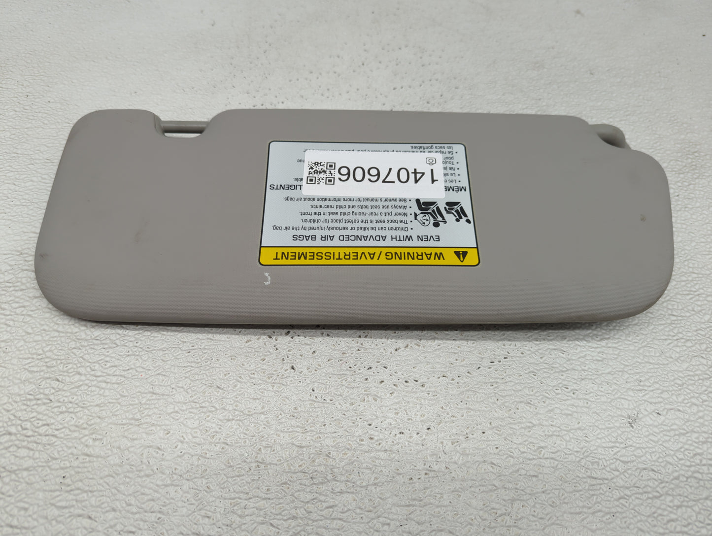 2017-2018 Kia Forte Sun Visor Shade Replacement Driver Left Mirror Fits Fits 2017 2018 OEM Used Auto Parts - Oemusedautopart