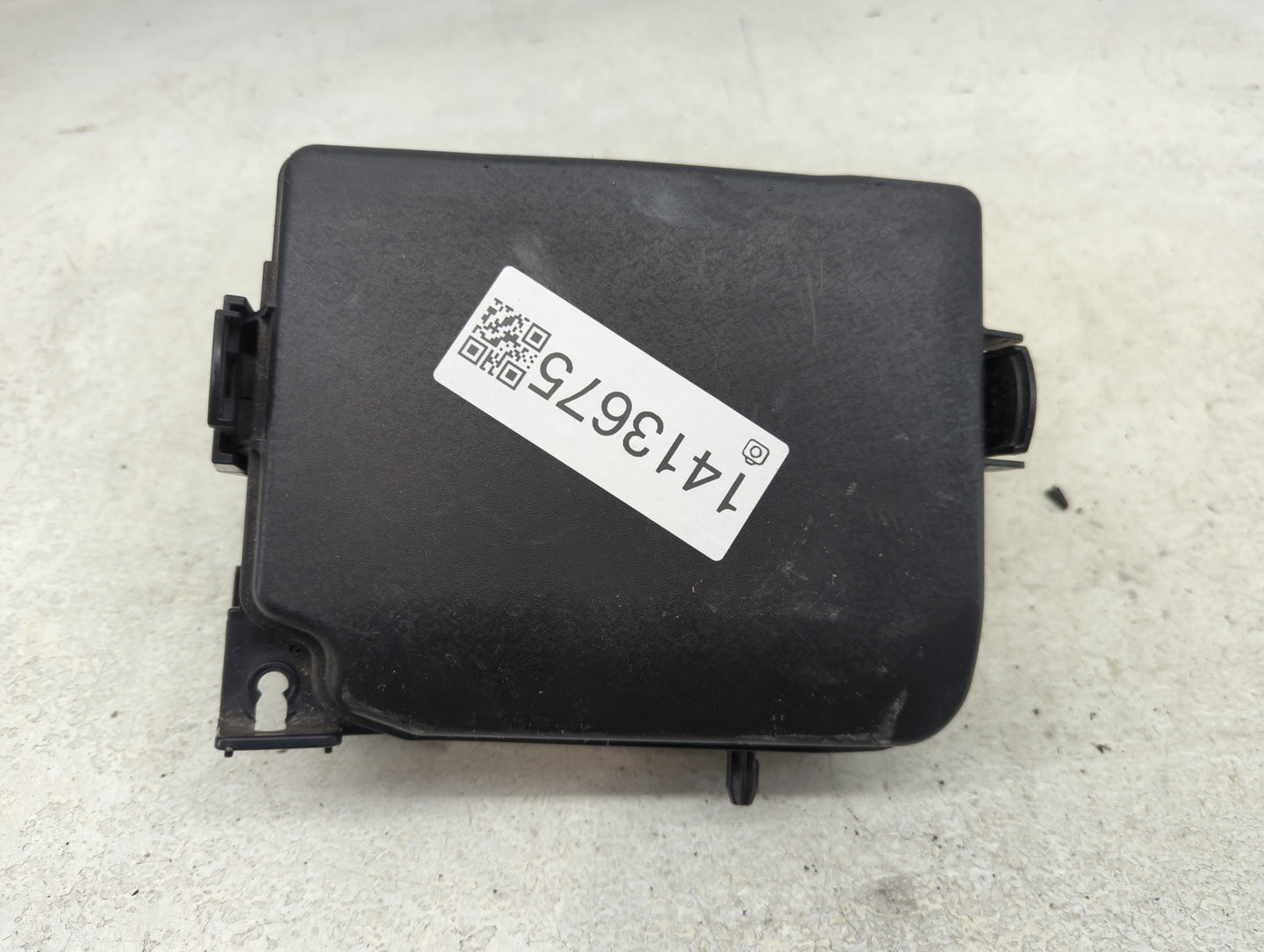 2017-2018 Kia Forte Fusebox Fuse Box Panel Relay Module P/N:91950-3X510 Fits Fits 2017 2018 OEM Used Auto Parts - Oemusedaut