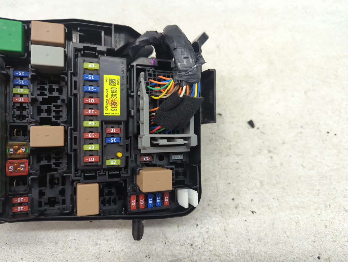 2017-2018 Kia Forte Fusebox Fuse Box Panel Relay Module P/N:91950-3X510 Fits Fits 2017 2018 OEM Used Auto Parts - Oemusedaut