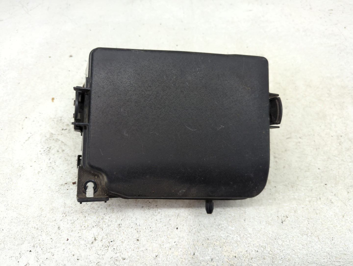 2017-2018 Kia Forte Fusebox Fuse Box Panel Relay Module P/N:91950-A7760 Fits Fits 2017 2018 OEM Used Auto Parts - Oemusedaut
