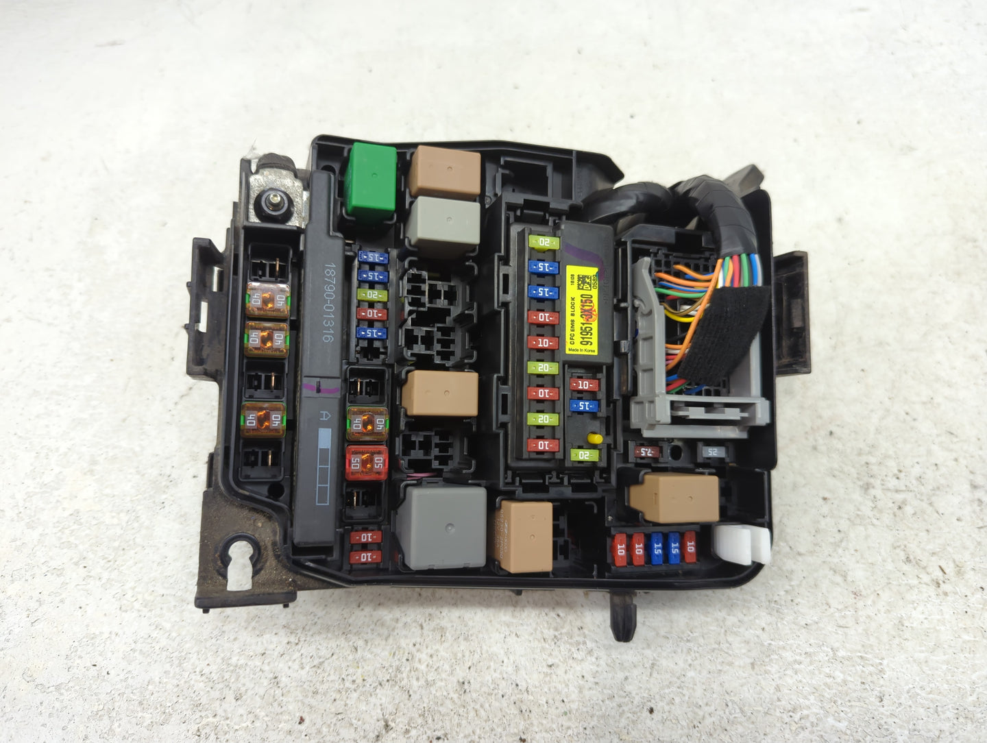 2017-2018 Kia Forte Fusebox Fuse Box Panel Relay Module P/N:91950-A7760 Fits Fits 2017 2018 OEM Used Auto Parts - Oemusedaut