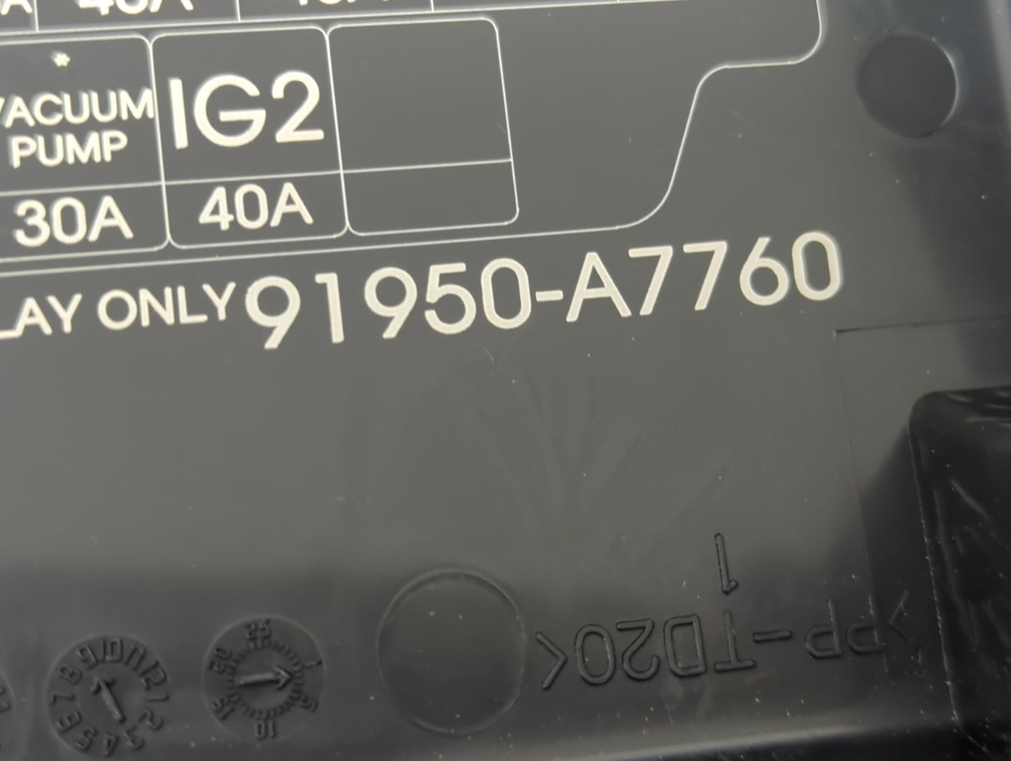 2017-2018 Kia Forte Fusebox Fuse Box Panel Relay Module P/N:91950-A7760 Fits Fits 2017 2018 OEM Used Auto Parts - Oemusedaut