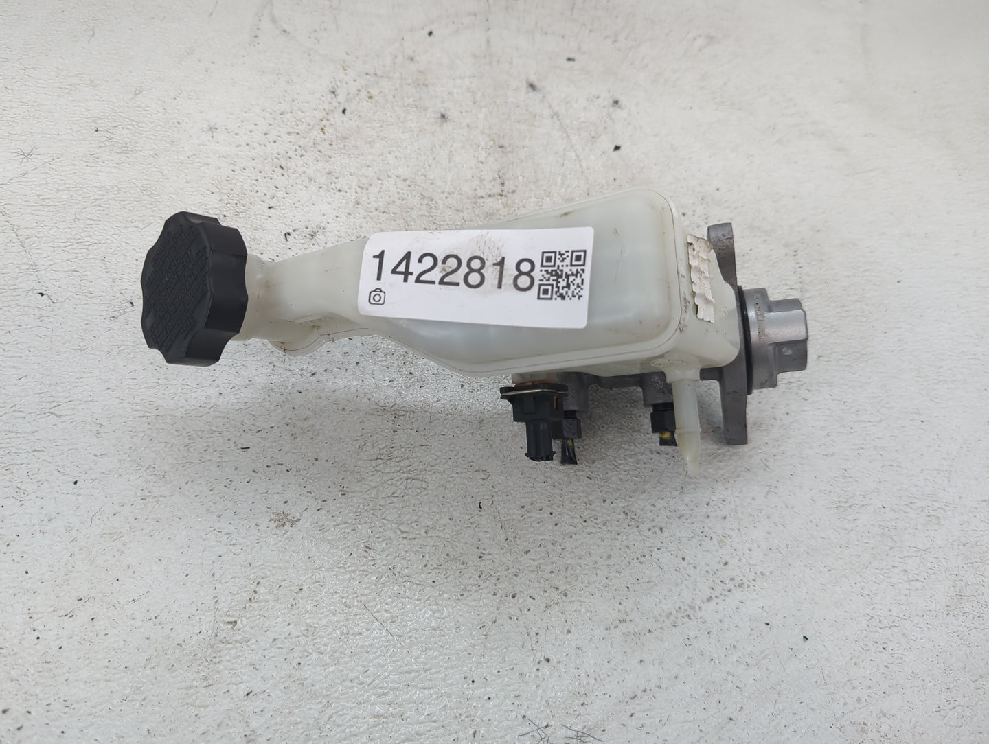 2014-2018 Kia Forte Brake Master Cylinder - Oemusedautoparts1.com