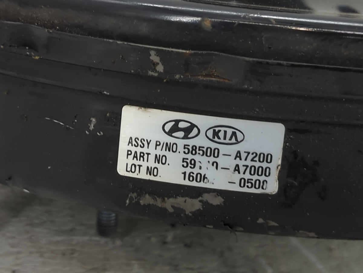 2014-2018 Kia Forte Power Brake Booster Oem 1422932 - Oemusedautoparts1.com