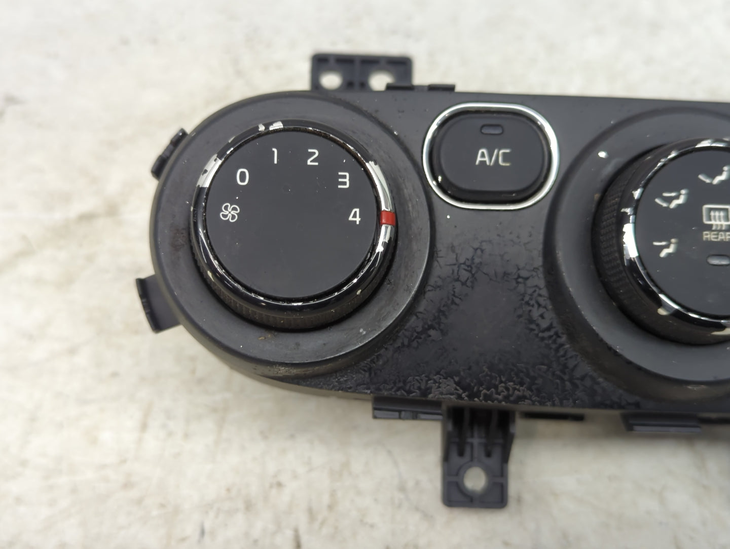 2017-2018 Kia Forte Climate Control Module Temperature AC/Heater Replacement P/N:97250-B0AA0 Fits Fits 2017 2018 OEM Used Au