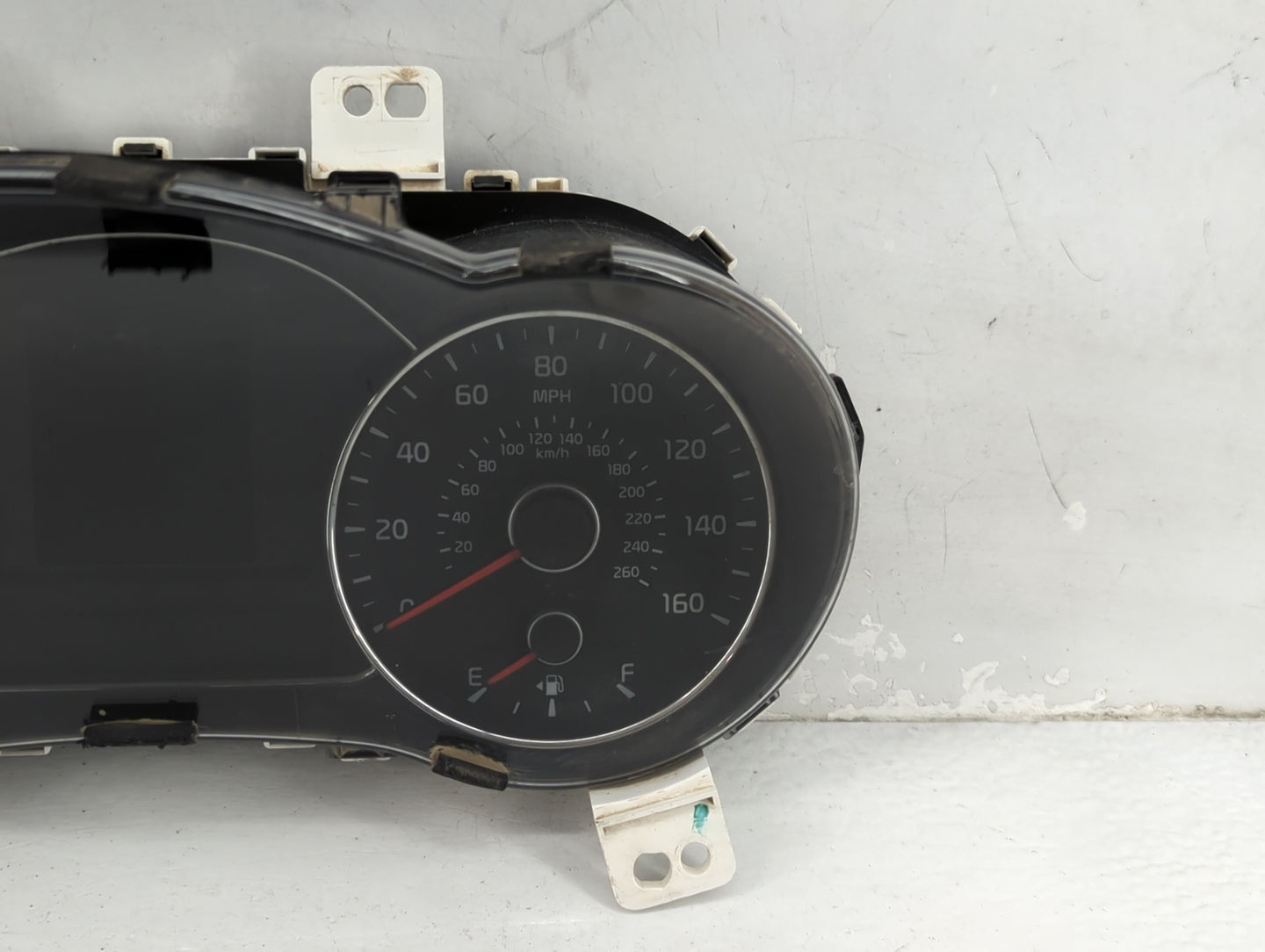 2017-2018 Kia Forte Instrument Cluster Speedometer Gauges P/N:94013-B0301 Fits Fits 2017 2018 OEM Used Auto Parts - Oemuseda