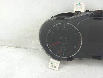 2017-2018 Kia Forte Instrument Cluster Speedometer Gauges P/N:94003-B0300 Fits Fits 2017 2018 OEM Used Auto Parts