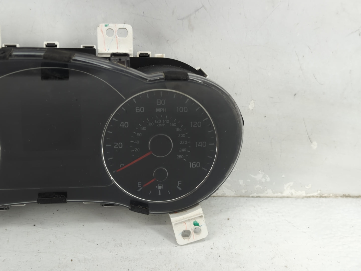 2017-2018 Kia Forte Instrument Cluster Speedometer Gauges P/N:94003-B0300 Fits Fits 2017 2018 OEM Used Auto Parts - Oemuseda