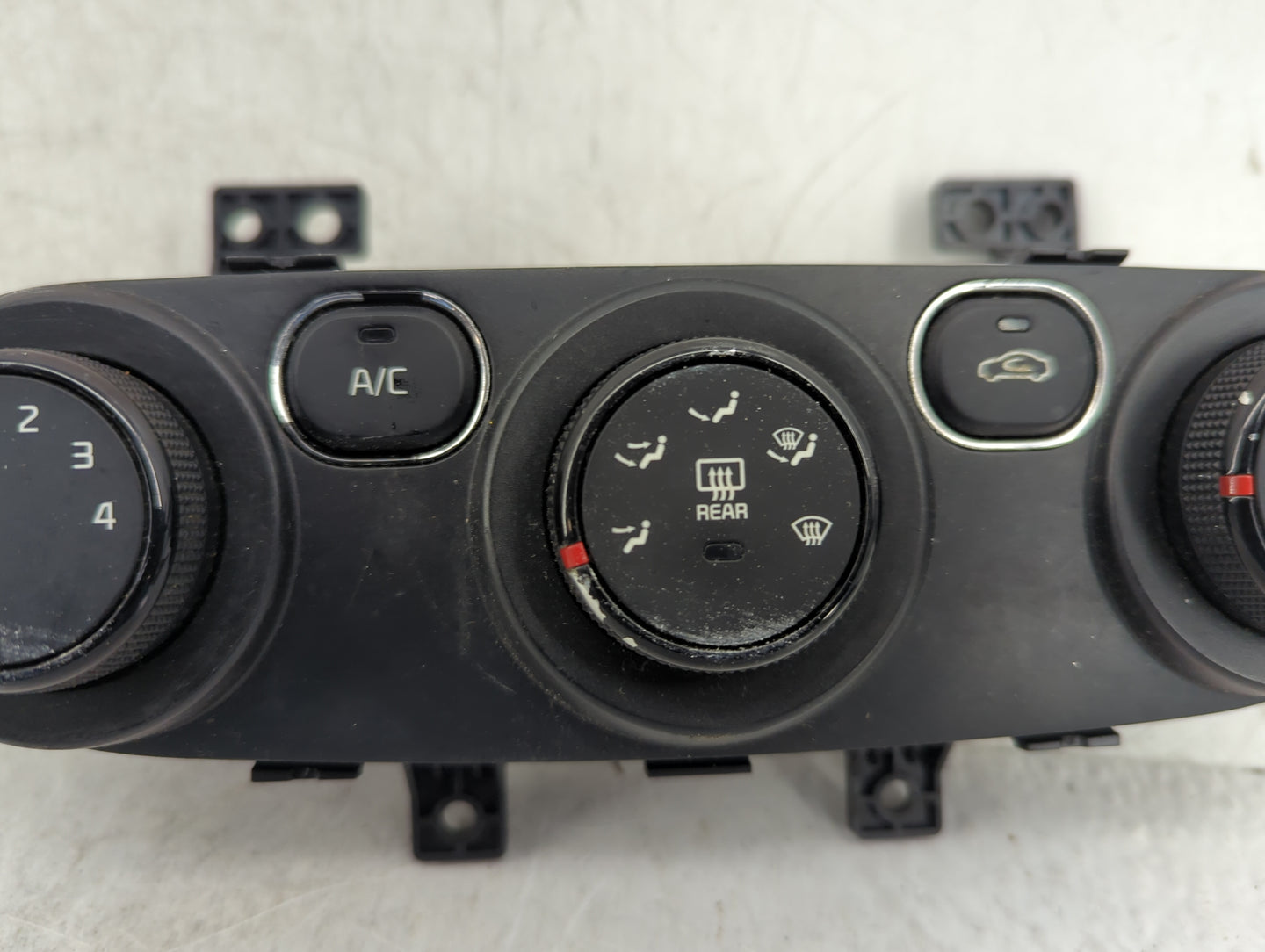 2017-2018 Kia Forte Climate Control Module Temperature AC/Heater Replacement P/N:97250-B0AA0 Q0290AAM Fits Fits 2017 2018 OE