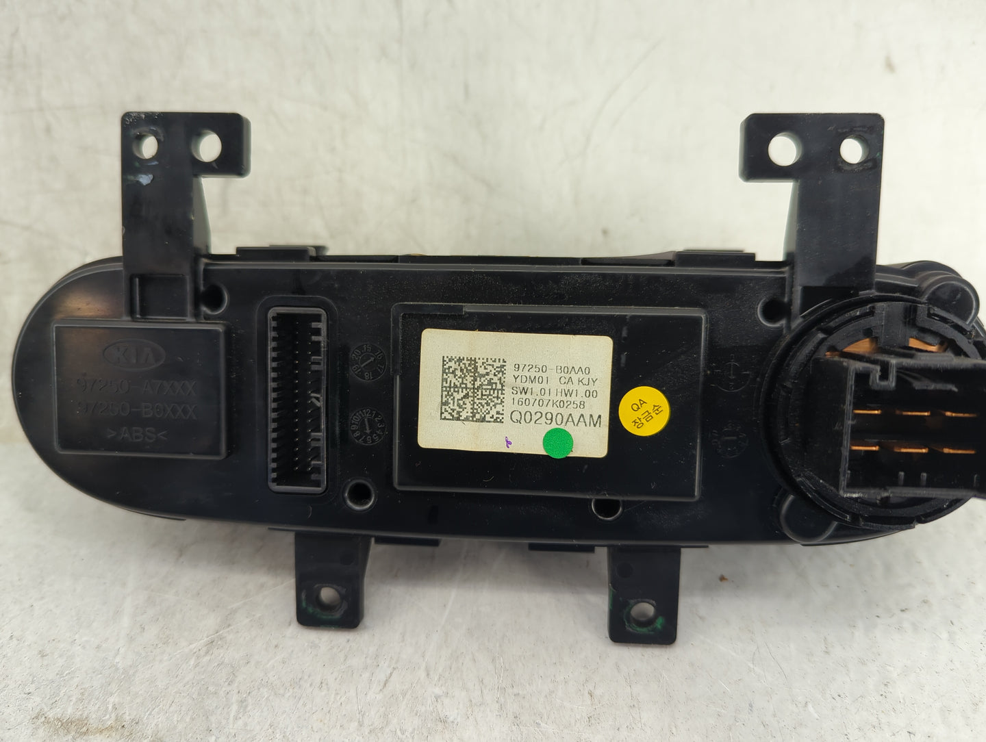 2017-2018 Kia Forte Climate Control Module Temperature AC/Heater Replacement P/N:97250-B0AA0 Q0290AAM Fits Fits 2017 2018 OE