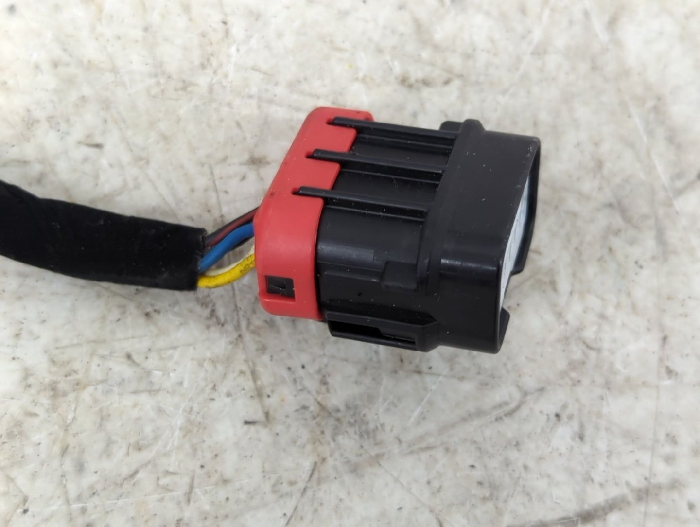 2016-2018 Kia Forte Driver Side View Mirror - Left Door Mirror OEM Used - Oemusedautoparts1.com