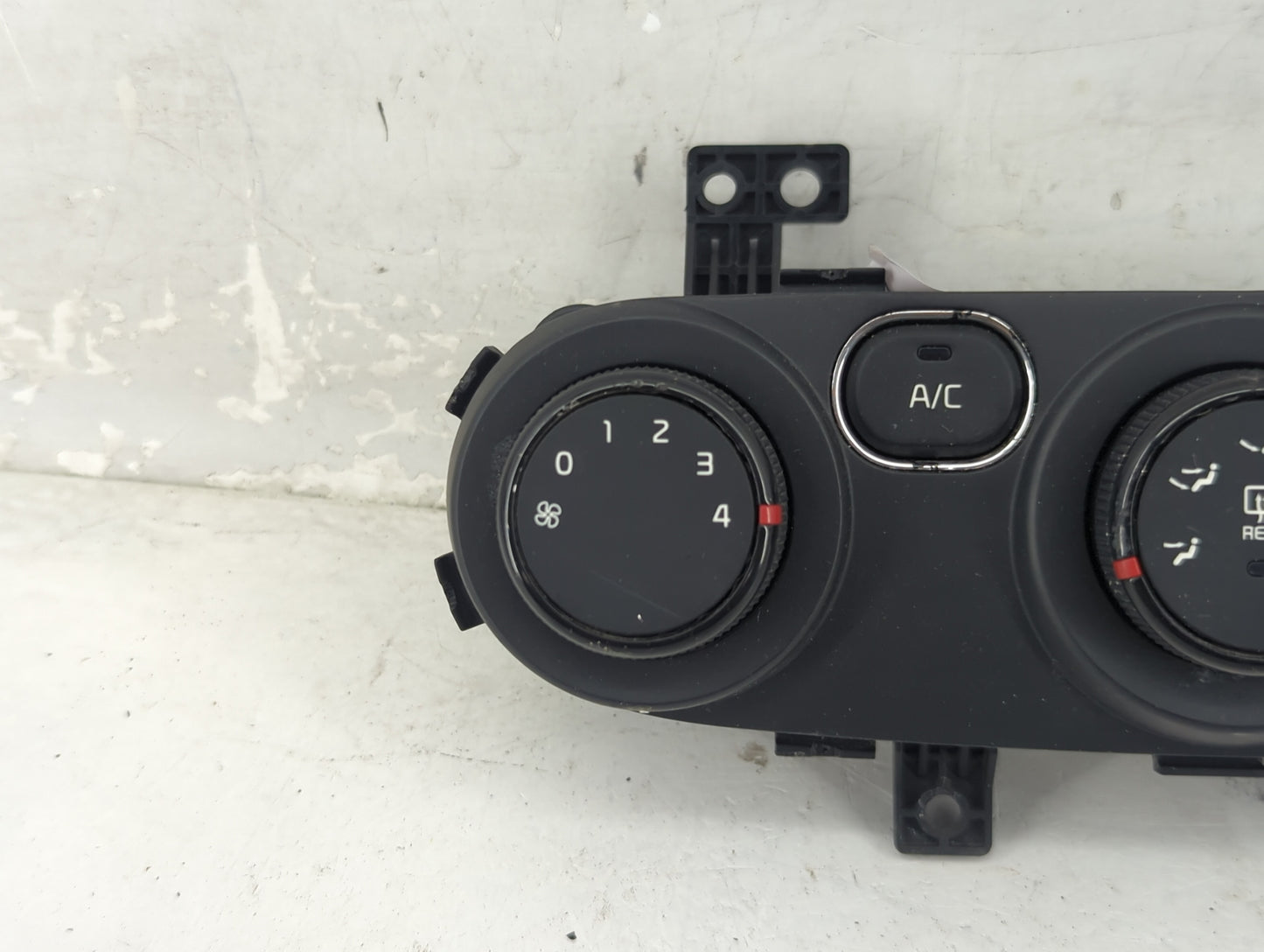 2017-2018 Kia Forte Climate Control Module Temperature AC/Heater Replacement P/N:97250-B0AA0 97250-A7000 Fits Fits 2017 2018