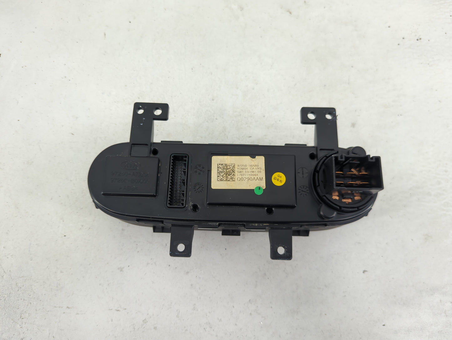 2017-2018 Kia Forte Climate Control Module Temperature AC/Heater Replacement P/N:97250-B0AA0 97250-A7000 Fits Fits 2017 2018