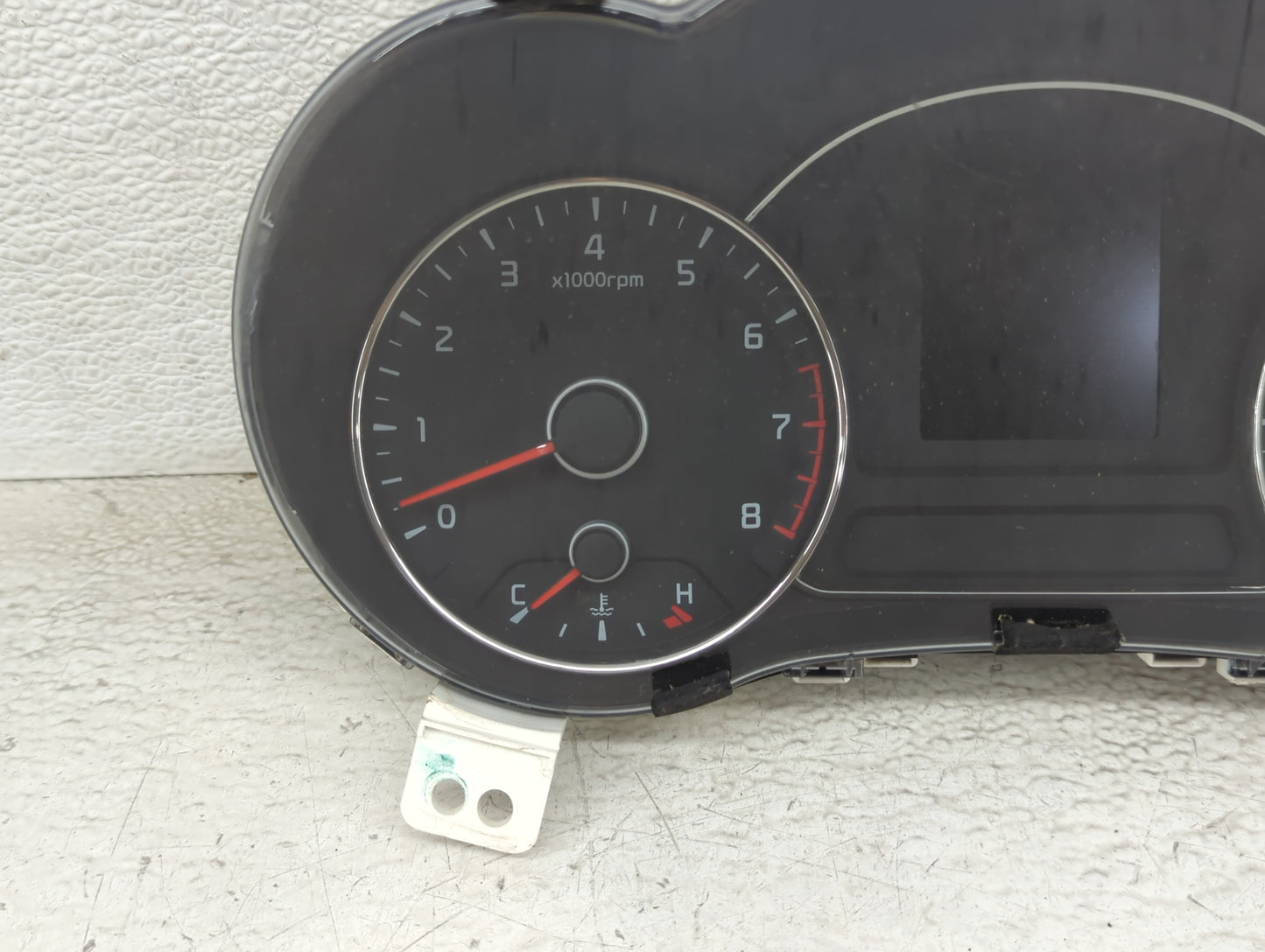 2017-2018 Kia Forte Instrument Cluster Speedometer Gauges P/N:94003-B0301 Miles: Fits Fits 2017 2018 OEM Used Auto Parts - O
