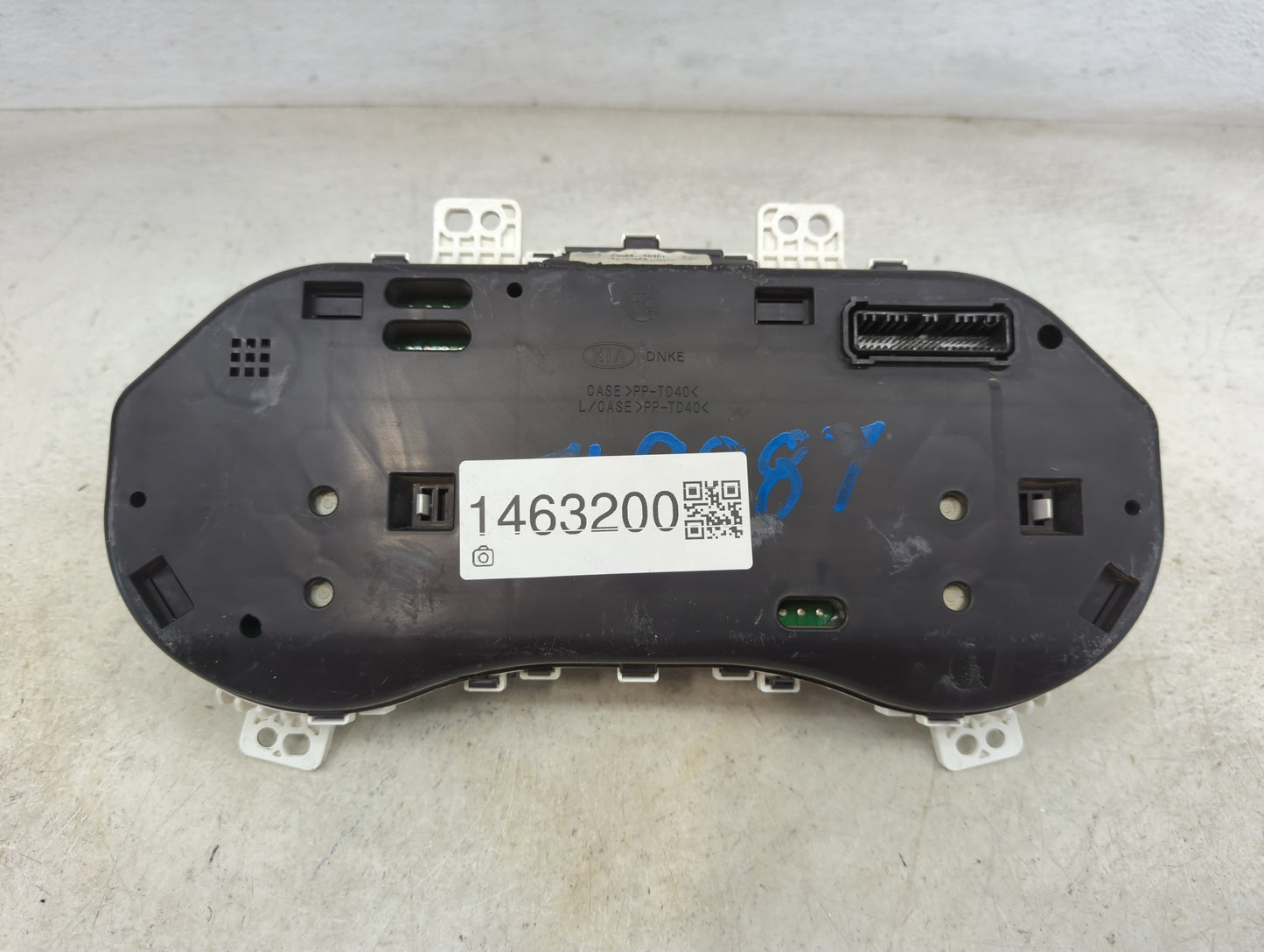 2017-2018 Kia Forte Instrument Cluster Speedometer Gauges P/N:94003-B0301 Miles: Fits Fits 2017 2018 OEM Used Auto Parts - O