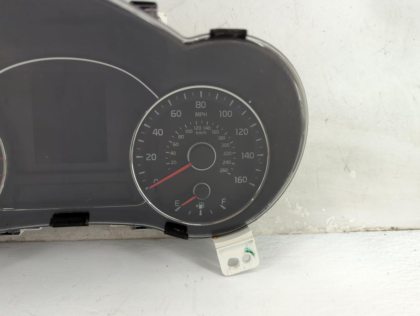 2017-2018 Kia Forte Instrument Cluster Speedometer Gauges P/N:94003-B0300 Miles: Fits Fits 2017 2018 OEM Used Auto Parts - O