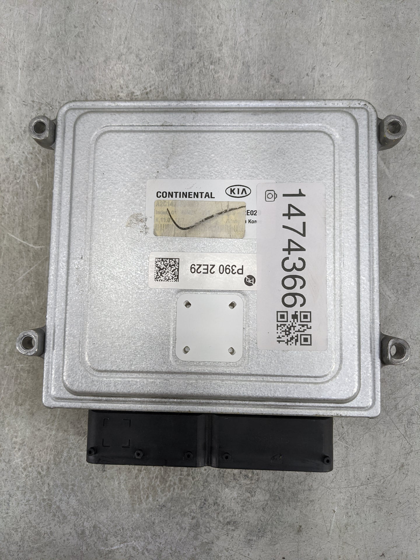 2017-2018 Kia Forte PCM Engine Control Computer ECU ECM PCU OEM P/N:P390 2E29 9816Z100 Fits Fits 2017 2018 OEM Used Auto Par