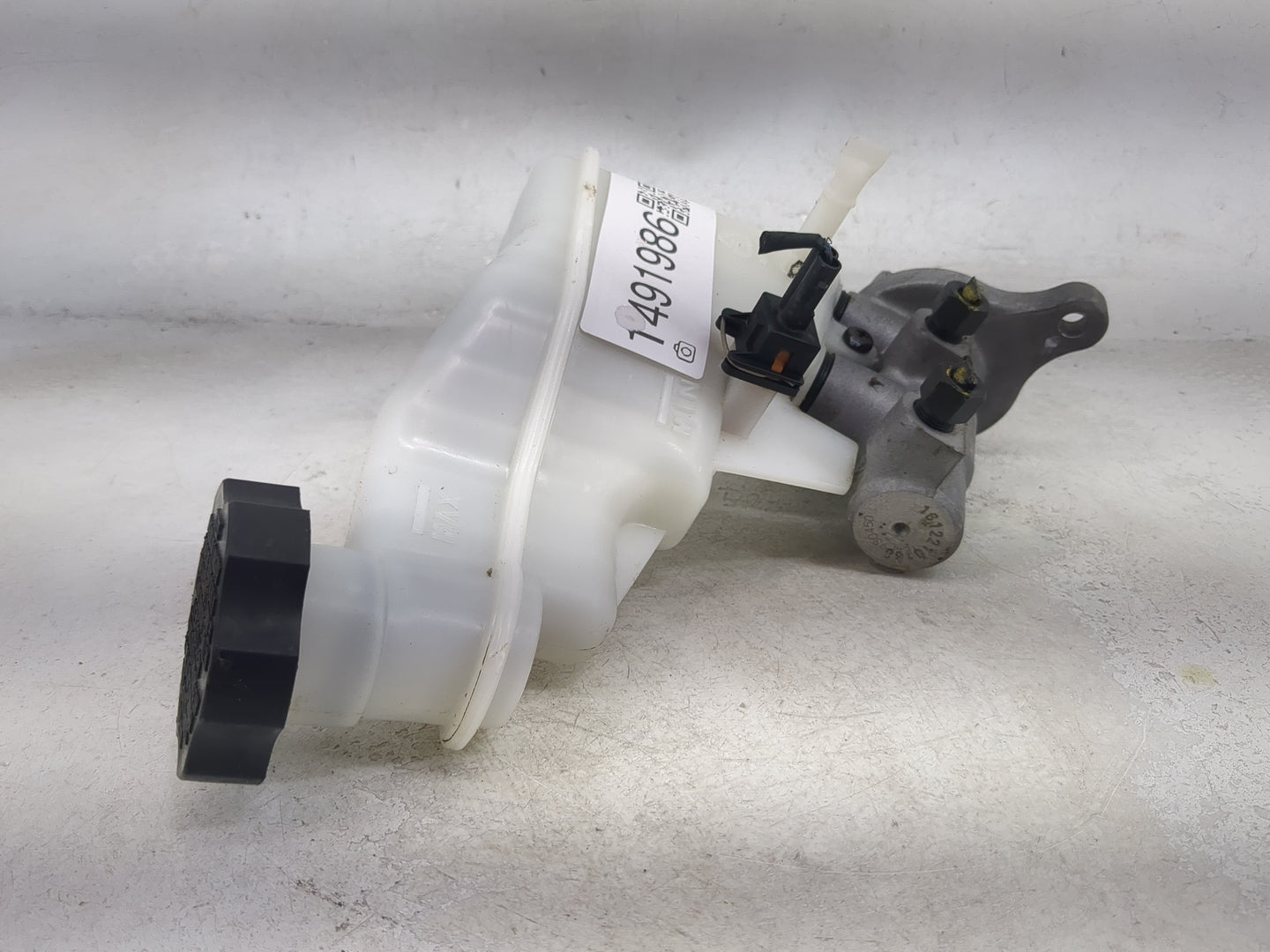 2014-2018 Kia Forte Brake Master Cylinder 1491986 - Oemusedautoparts1.com