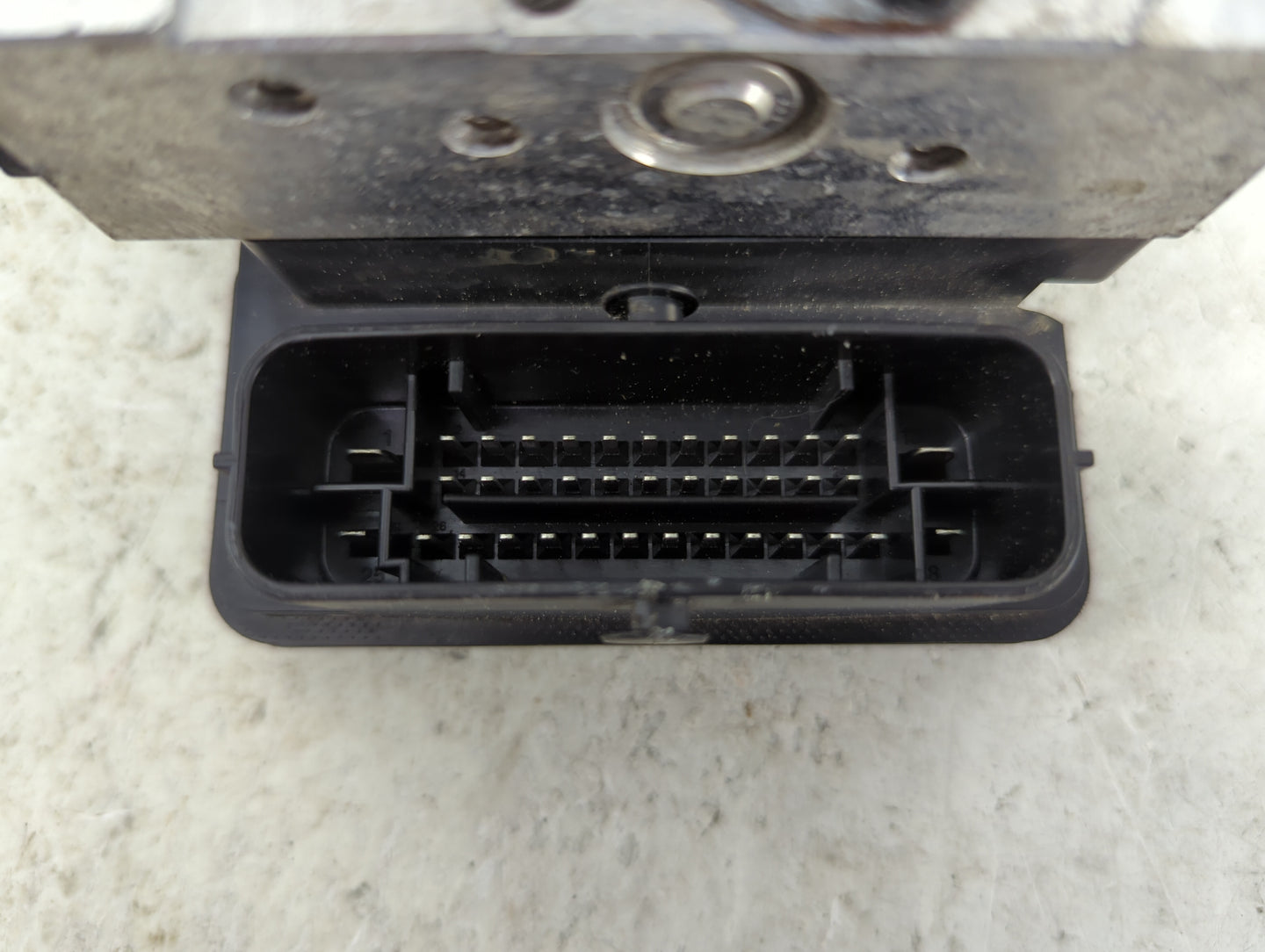 2017-2018 Kia Forte ABS Pump Control Module Replacement P/N:58920-B0200 BO389-20530, 589200200, B0589-30500 Fits Fits 2017 2
