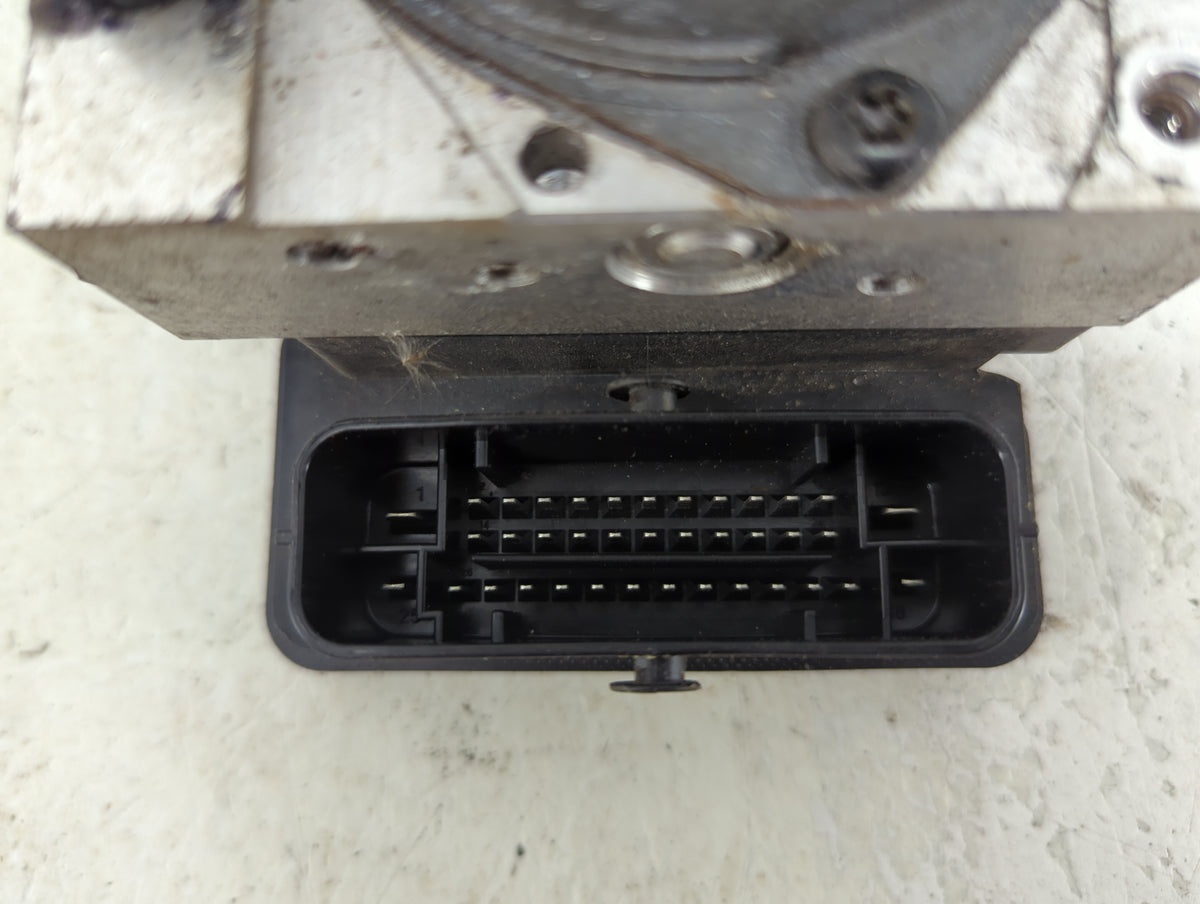 2017-2018 Kia Forte ABS Pump Control Module Replacement P/N:58920-B0200 95400-B0300, 95400-B0600 Fits Fits 2017 2018 OEM Use