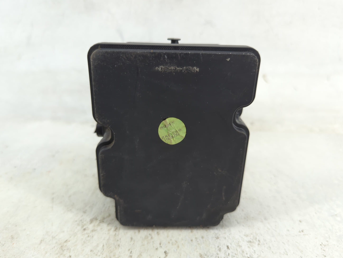 2017-2018 Kia Forte ABS Pump Control Module Replacement P/N:58920-B0200 95400-B0300, 95400-B0600 Fits Fits 2017 2018 OEM Use