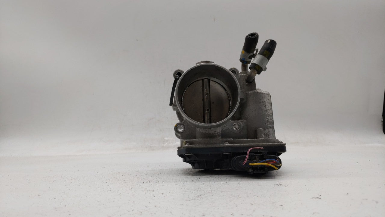 2014-2018 Kia Forte Throttle Body P/N:35100-2E000 Fits Fits 2011 2012 2013 2014 2015 2016 2017 2018 2019 OEM Used Auto Parts