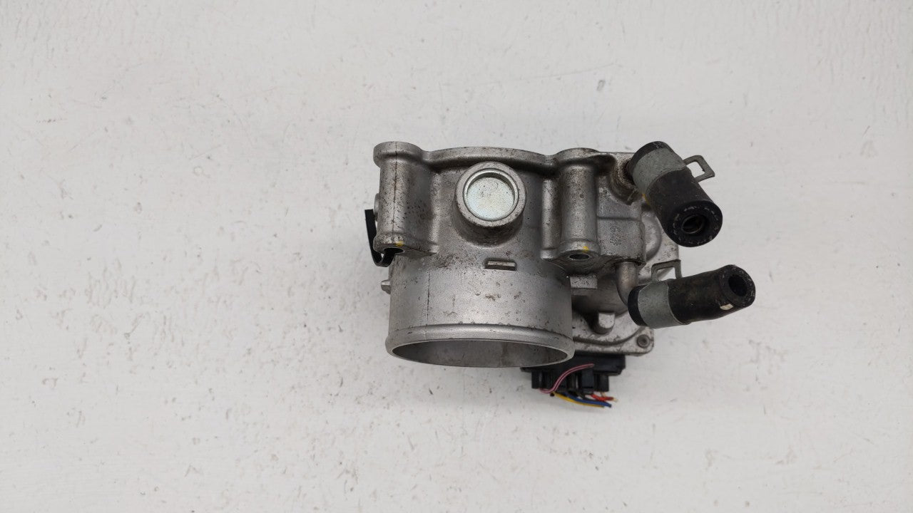 2014-2018 Kia Forte Throttle Body P/N:35100-2E000 Fits Fits 2011 2012 2013 2014 2015 2016 2017 2018 2019 OEM Used Auto Parts