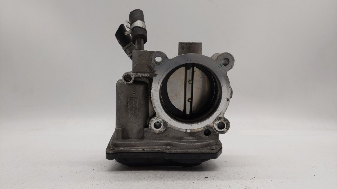 2014-2018 Kia Forte Throttle Body P/N:35100-2E000 Fits Fits 2011 2012 2013 2014 2015 2016 2017 2018 2019 OEM Used Auto Parts