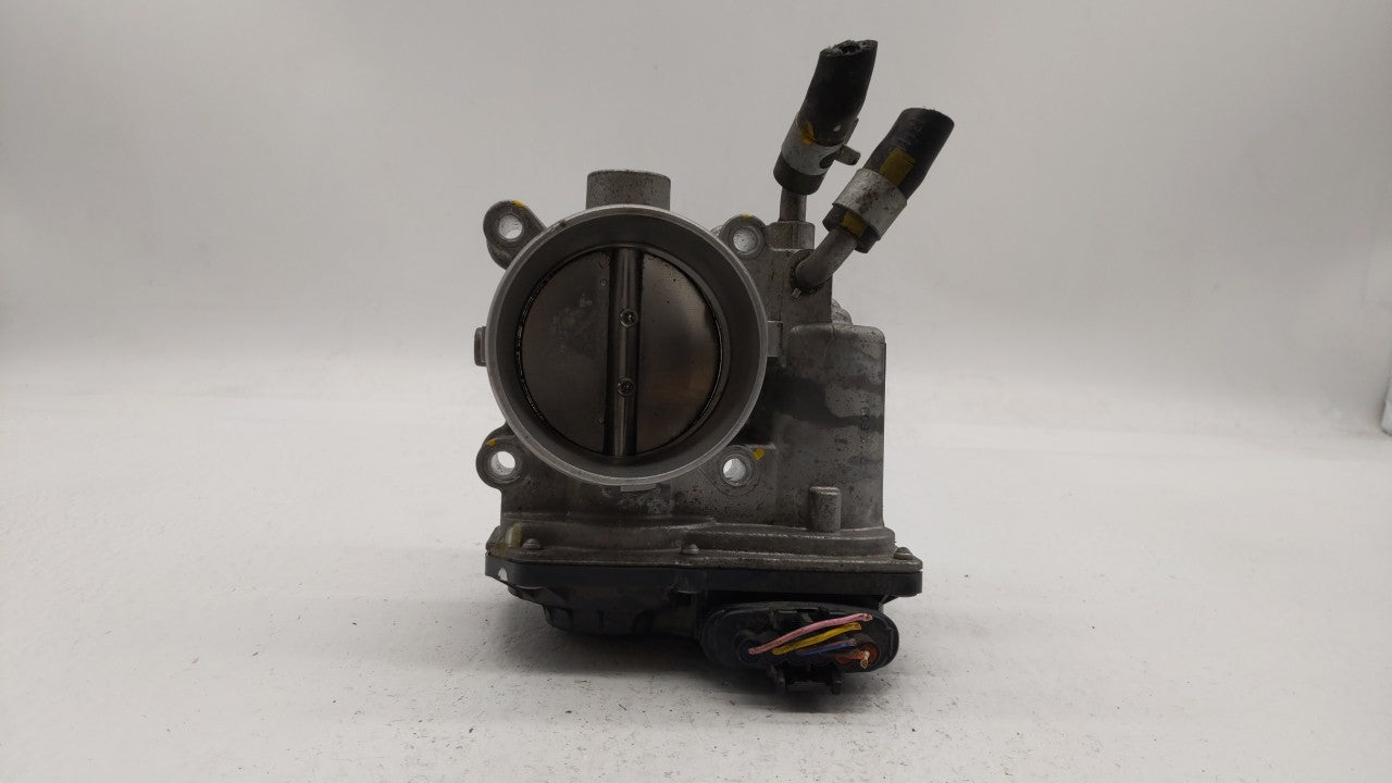 2014-2018 Kia Forte Throttle Body P/N:35100-2E000 Fits Fits 2011 2012 2013 2014 2015 2016 2017 2018 2019 OEM Used Auto Parts