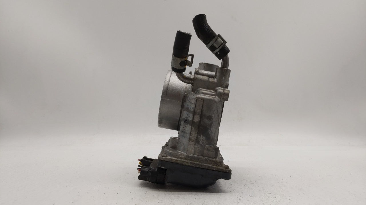 2014-2018 Kia Forte Throttle Body P/N:35100-2E000 Fits Fits 2011 2012 2013 2014 2015 2016 2017 2018 2019 OEM Used Auto Parts