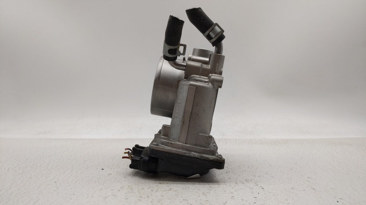 2014-2018 Kia Forte Throttle Body P/N:35100-2E000 Fits Fits 2011 2012 2013 2014 2015 2016 2017 2018 2019 OEM Used Auto Parts