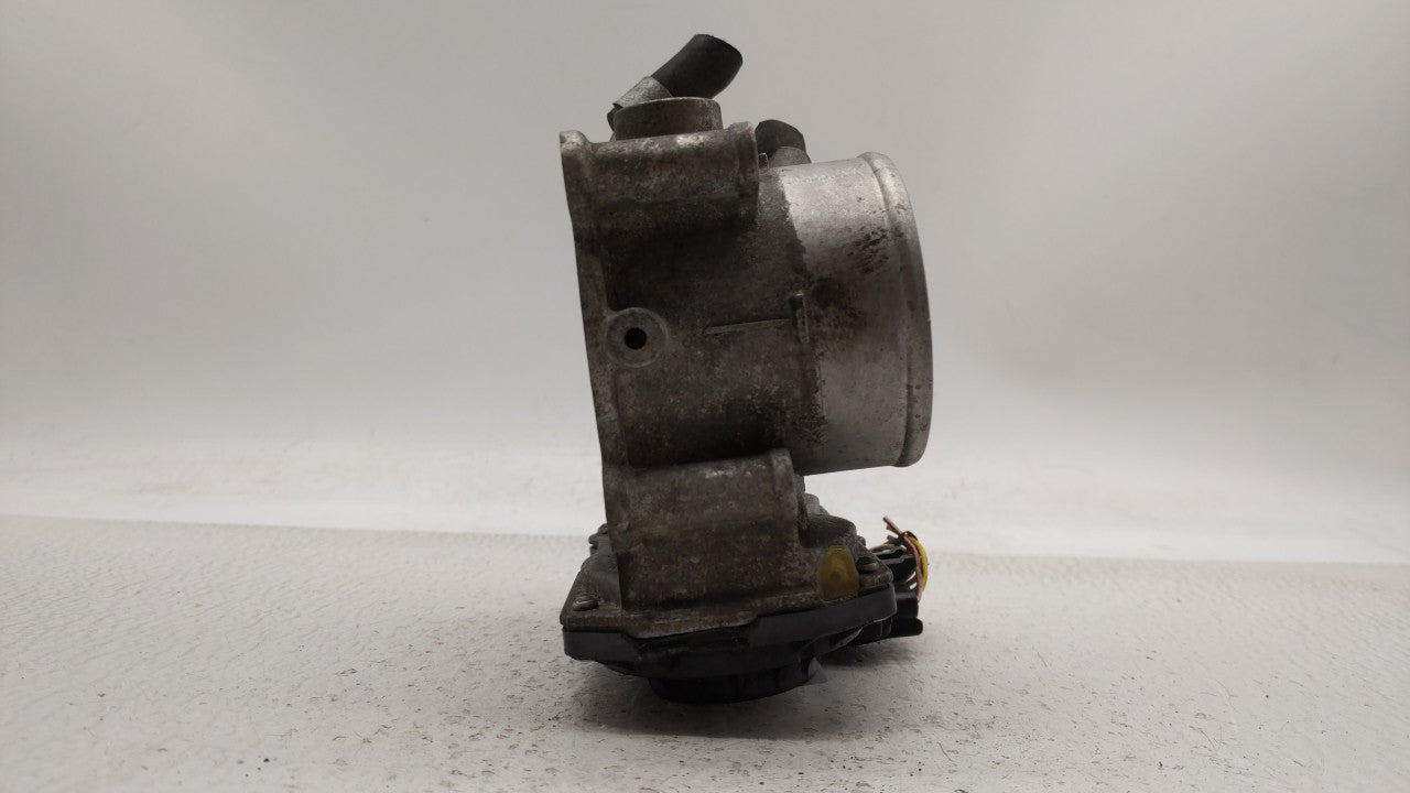 2014-2018 Kia Forte Throttle Body P/N:35100-2E000 Fits Fits 2011 2012 2013 2014 2015 2016 2017 2018 2019 OEM Used Auto Parts