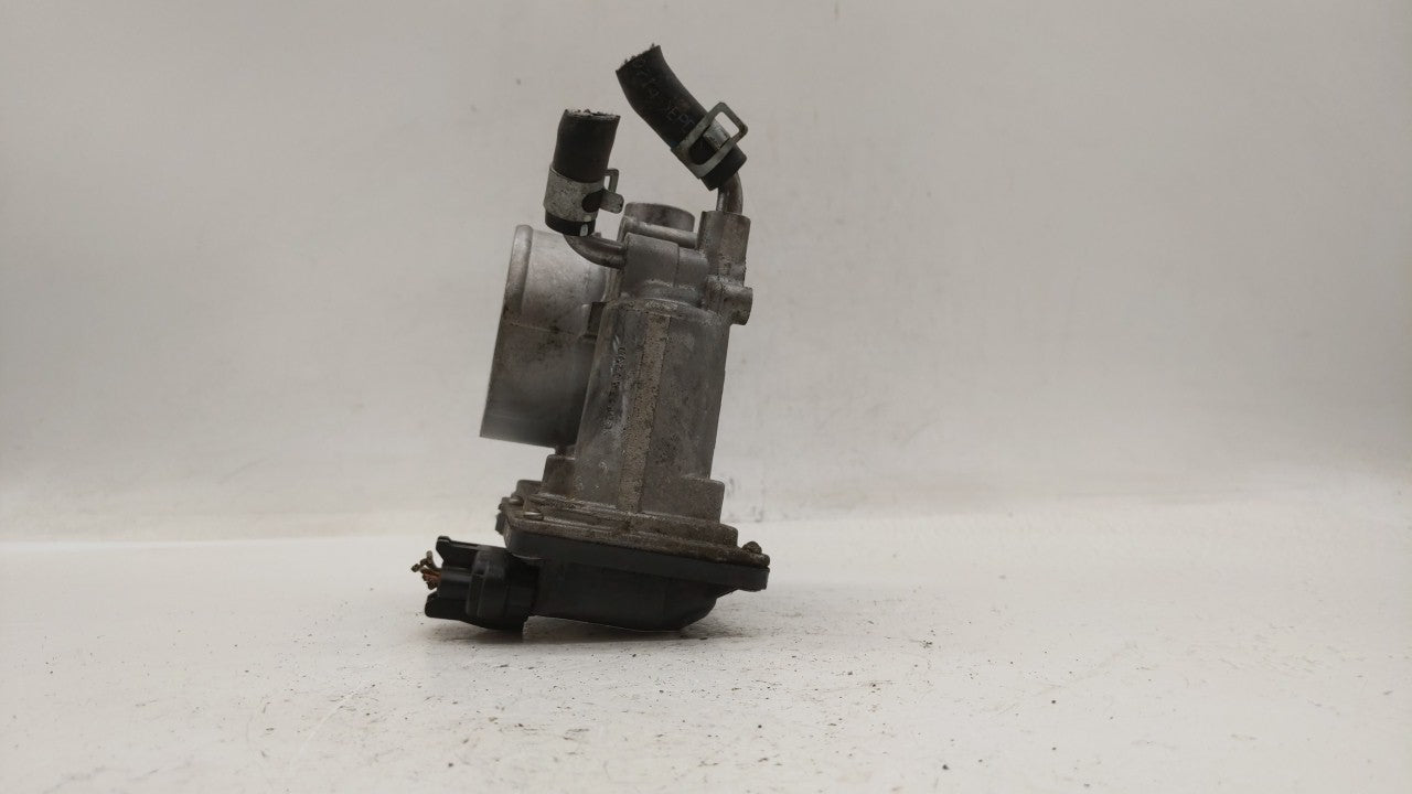 2014-2018 Kia Forte Throttle Body P/N:35100-2E000 Fits Fits 2011 2012 2013 2014 2015 2016 2017 2018 2019 OEM Used Auto Parts