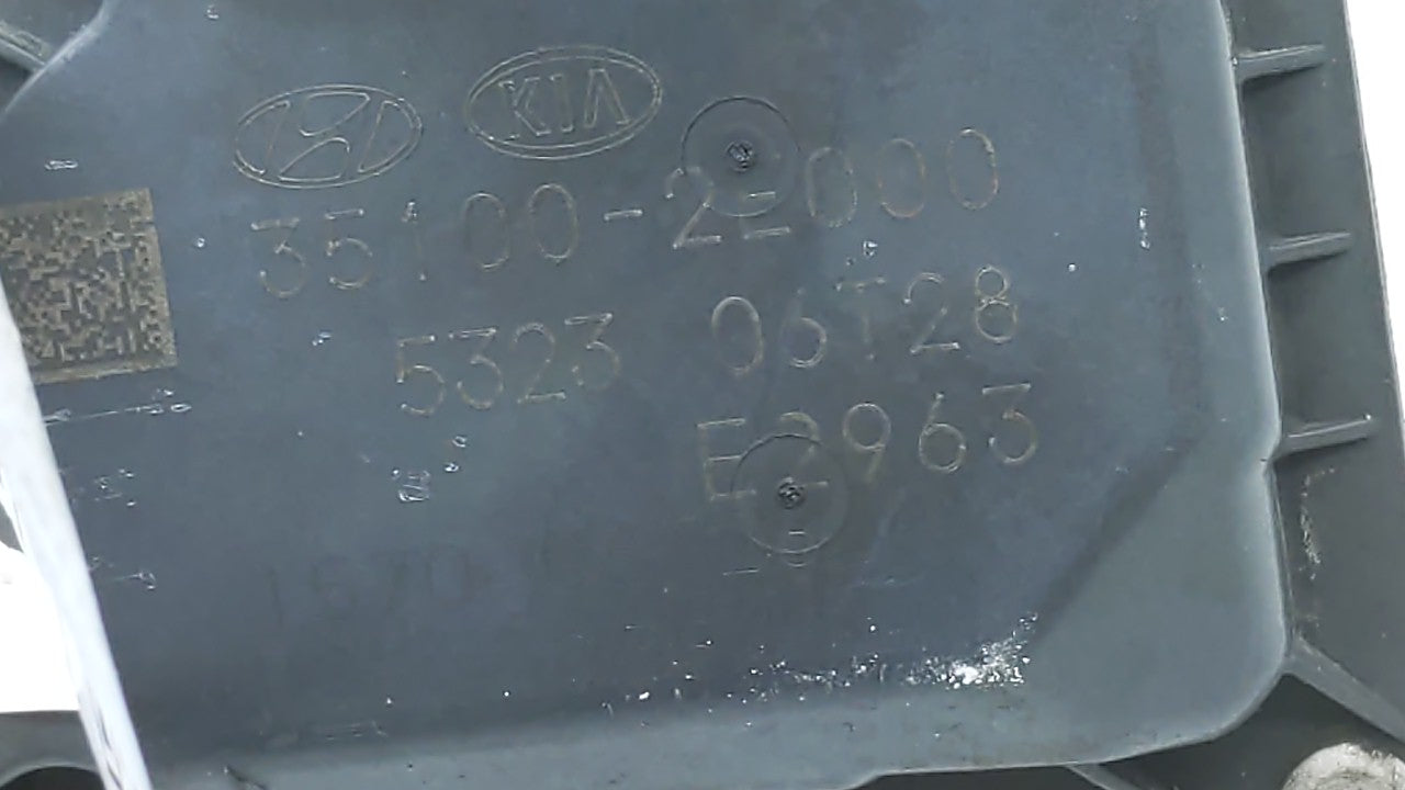 2014-2018 Kia Forte Throttle Body P/N:35100-2E000 Fits Fits 2011 2012 2013 2014 2015 2016 2017 2018 2019 OEM Used Auto Parts