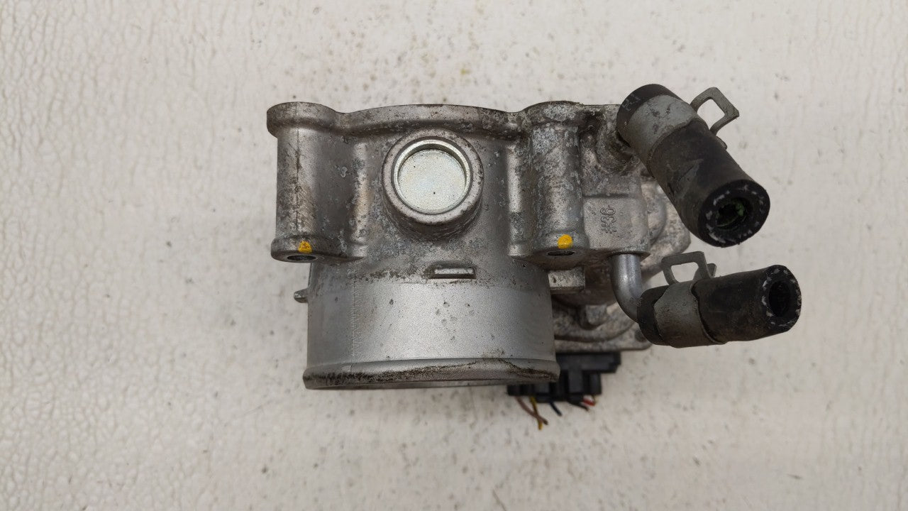 2014-2018 Kia Forte Throttle Body P/N:35100-2E000 Fits Fits 2011 2012 2013 2014 2015 2016 2017 2018 2019 OEM Used Auto Parts