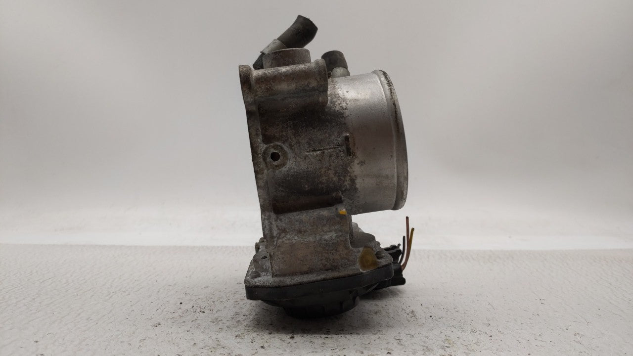 2014-2018 Kia Forte Throttle Body P/N:35100-2E000 Fits Fits 2011 2012 2013 2014 2015 2016 2017 2018 2019 OEM Used Auto Parts