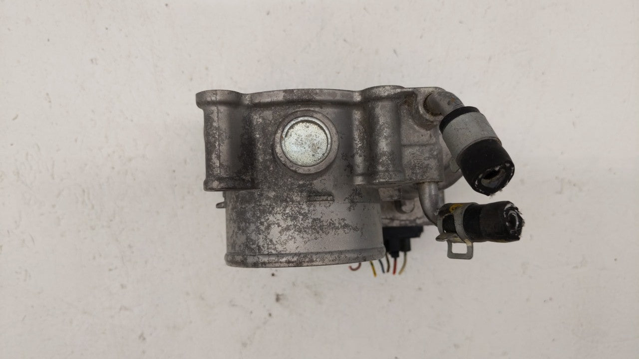 2014-2018 Kia Forte Throttle Body P/N:35100-2E000 Fits Fits 2011 2012 2013 2014 2015 2016 2017 2018 2019 OEM Used Auto Parts
