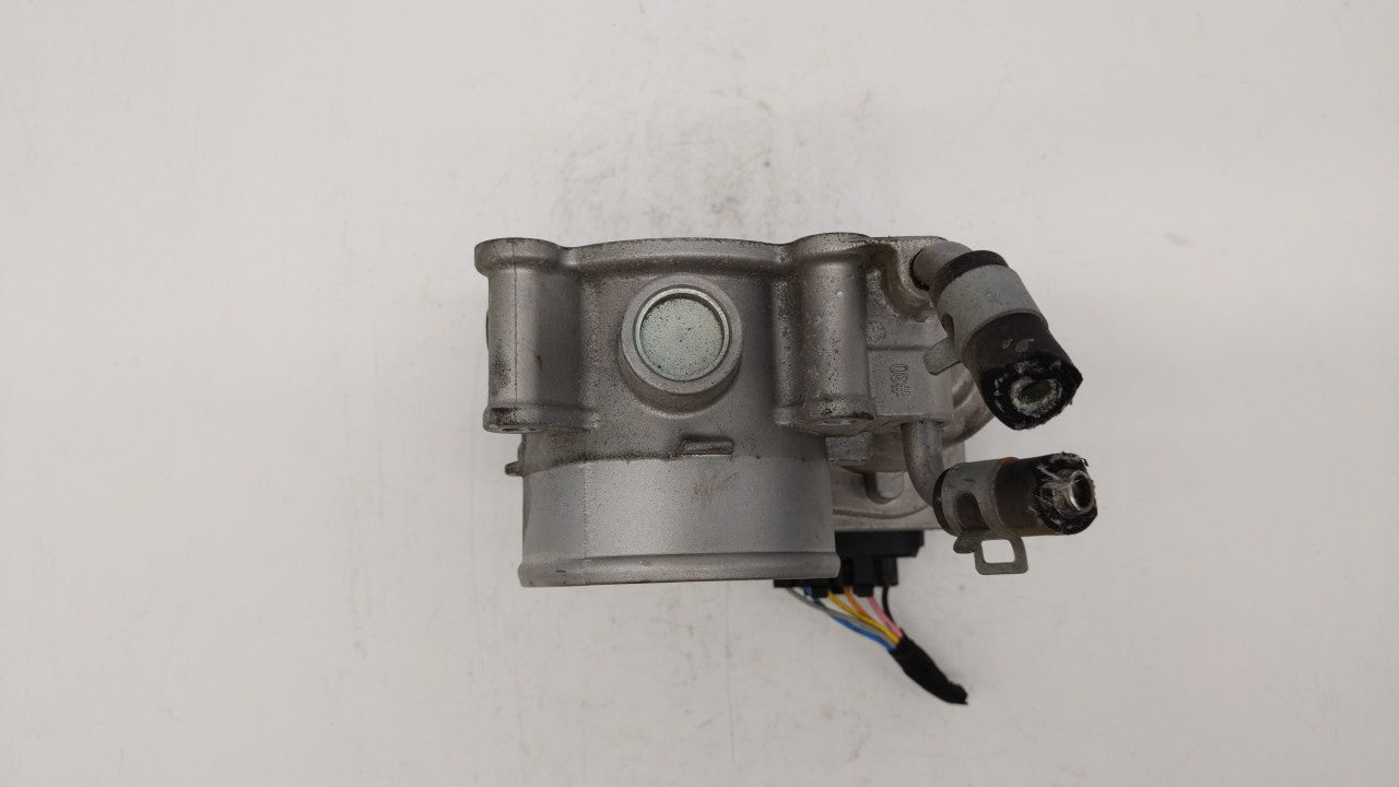 2014-2018 Kia Forte Throttle Body P/N:35100-2E000 Fits Fits 2011 2012 2013 2014 2015 2016 2017 2018 2019 OEM Used Auto Parts