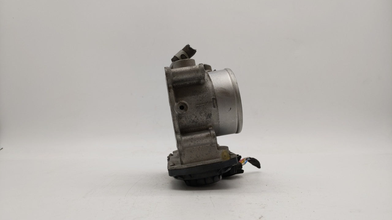 2014-2018 Kia Forte Throttle Body P/N:35100-2E000 Fits Fits 2011 2012 2013 2014 2015 2016 2017 2018 2019 OEM Used Auto Parts
