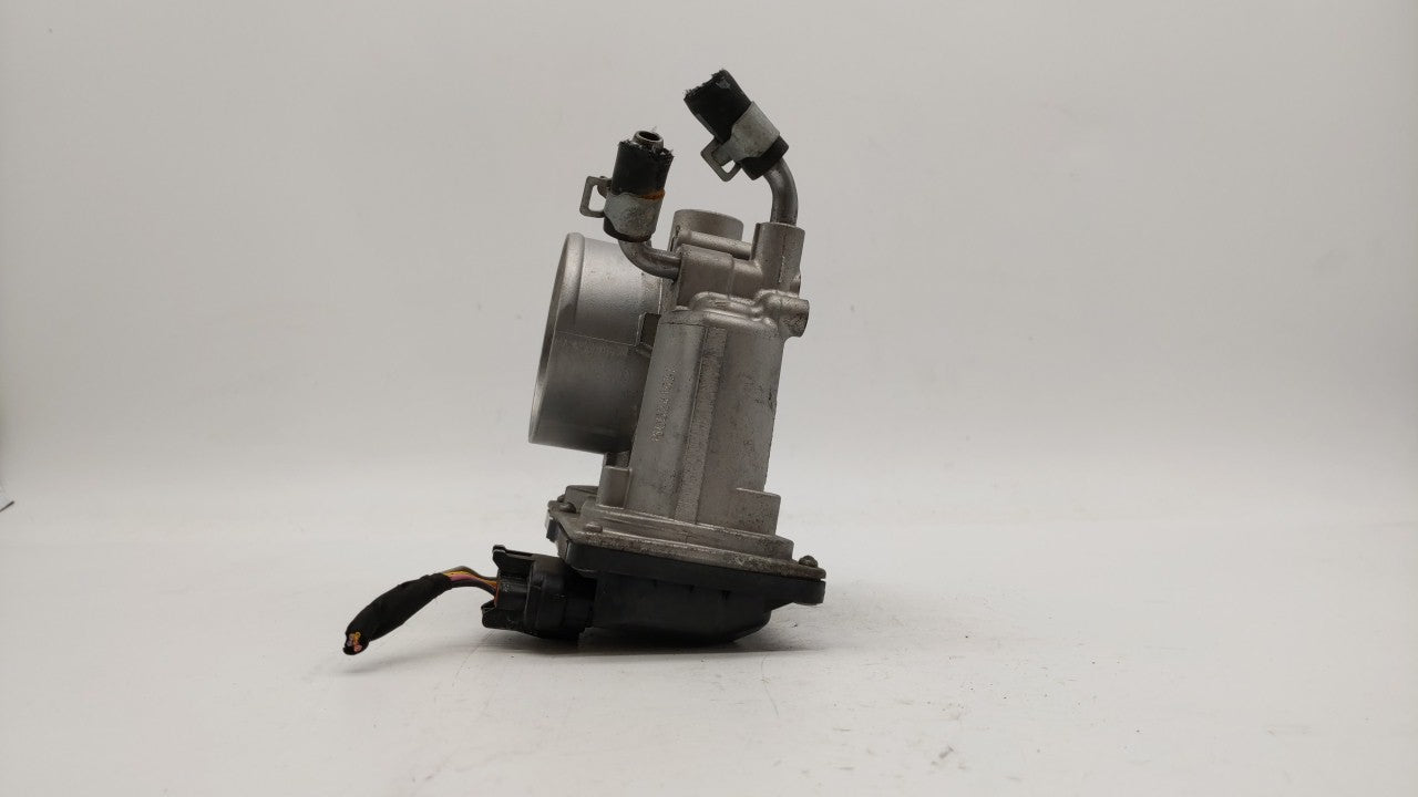 2014-2018 Kia Forte Throttle Body P/N:35100-2E000 Fits Fits 2011 2012 2013 2014 2015 2016 2017 2018 2019 OEM Used Auto Parts