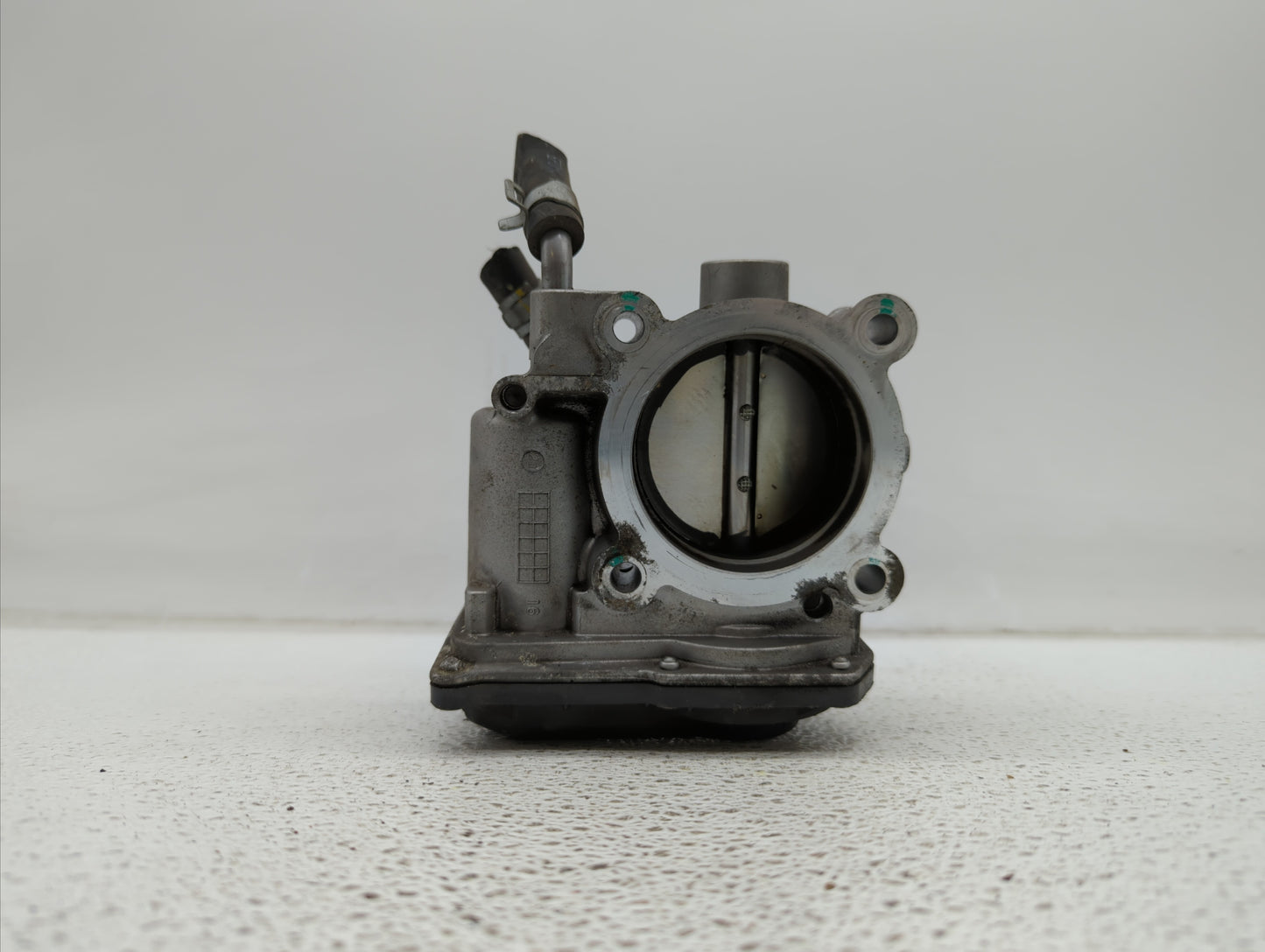 2014-2018 Kia Forte Throttle Body P/N:35100-2E000 1302150124, 35100-2E710 Fits Fits 2011 2012 2013 2014 2015 2016 2017 2018 