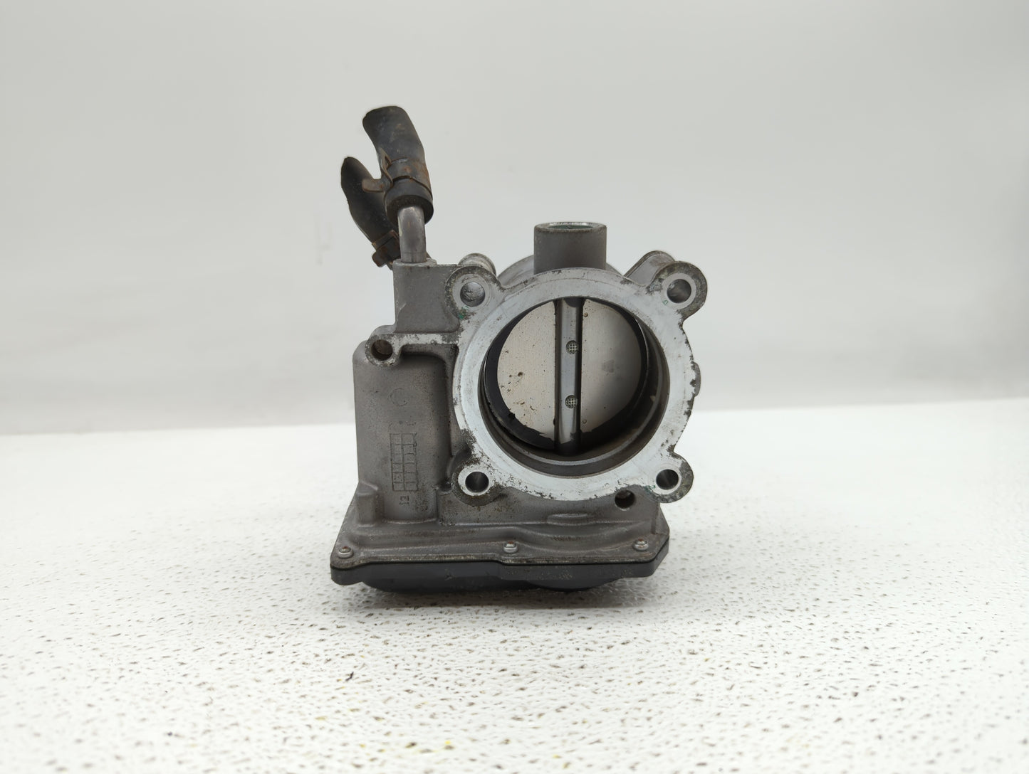 2014-2018 Kia Forte Throttle Body P/N:35100-2E000 1302150124, 35100-2E710 Fits Fits 2011 2012 2013 2014 2015 2016 2017 2018 