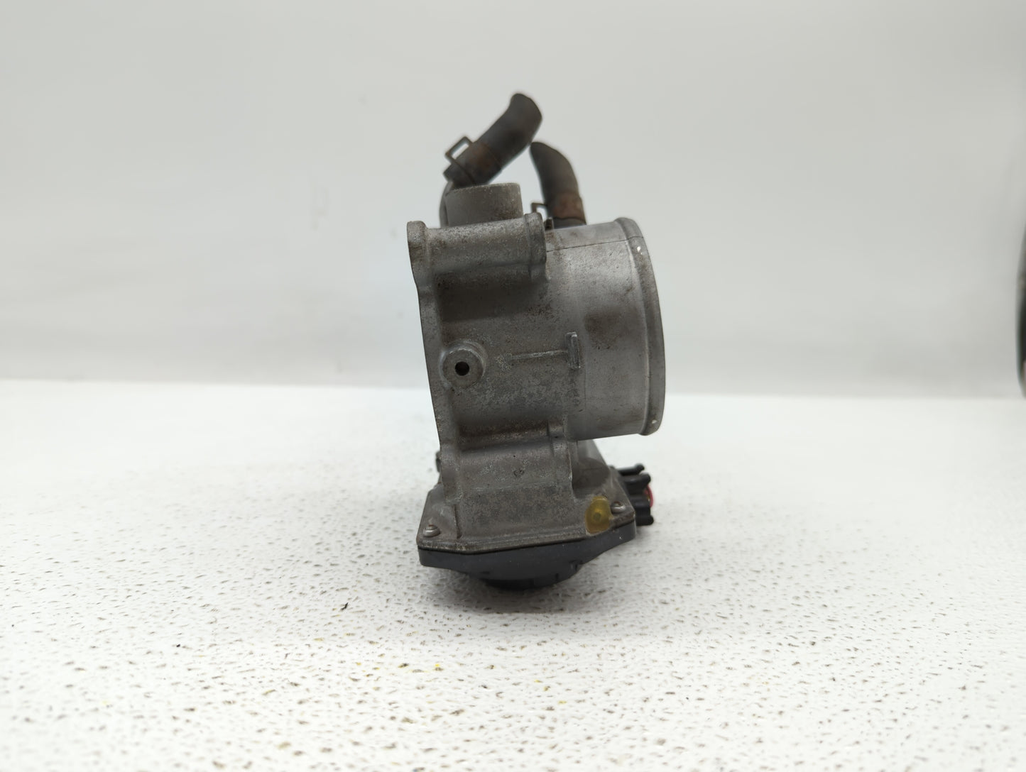 2014-2018 Kia Forte Throttle Body P/N:35100-2E000 1302150124, 35100-2E710 Fits Fits 2011 2012 2013 2014 2015 2016 2017 2018 