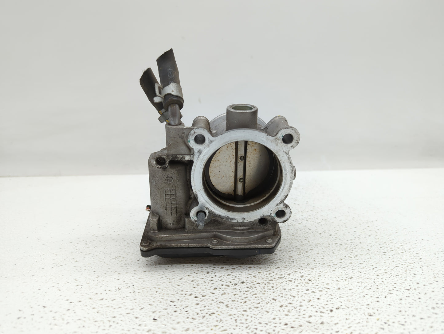 2014-2018 Kia Forte Throttle Body P/N:35100-2E000 1302150124, 35100-2E710 Fits Fits 2011 2012 2013 2014 2015 2016 2017 2018 